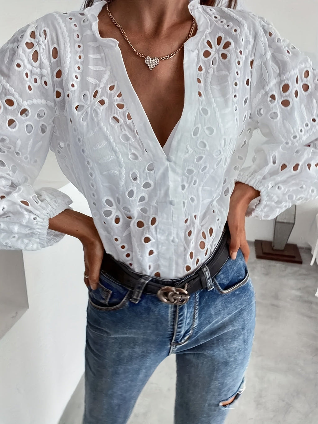 Roselina – Geborduurde blouse